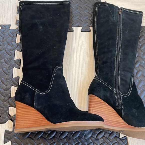 Loft | Black Talk Suede Wedge Heel Boots Size 6.5 - Picture 6 of 6